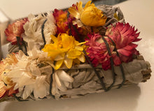Load image into Gallery viewer, Sage smudge stick - straw flower(1)